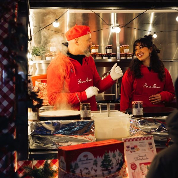 WinterVillage_2011-094